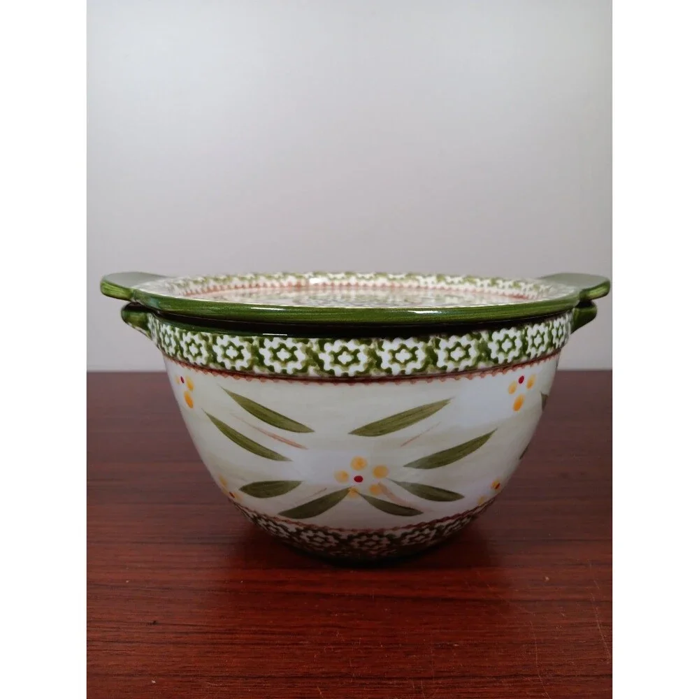 TEMP-TATIONS 1.5 Quart 2-Handled Round Bowl With Lid OLD WORLD Green EUC